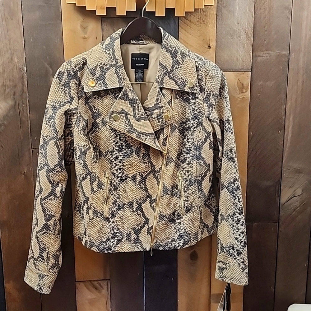 Doncaster collection 100% leather moto jacket.  Size 8
